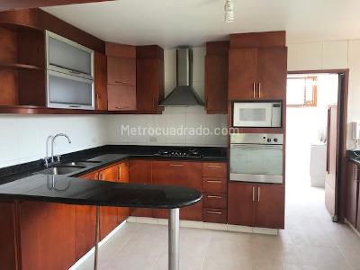 Casa de 5 alcobas en venta en Hacienda San Simon, Bogotá, 380 m² · foto 11 de 20