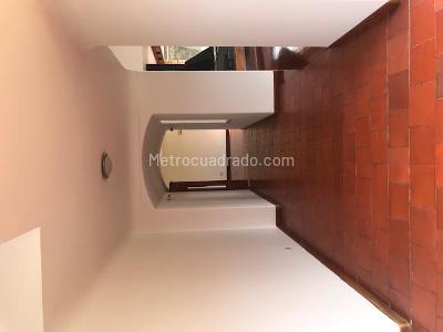 Casa de 5 alcobas en venta en Hacienda San Simon, Bogotá, 380 m² · foto 13 de 20