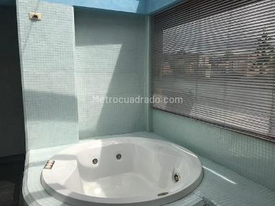 Casa de 5 alcobas en venta en Hacienda San Simon, Bogotá, 380 m² · foto 17 de 20