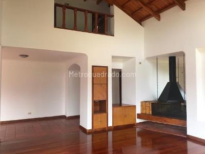 Casa de 5 alcobas en venta en Hacienda San Simon, Bogotá, 380 m² · foto 2 de 20