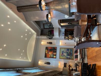 Casa de 4 alcobas en venta en Hacienda San Simon, Bogotá, 440 m² · foto 2 de 20