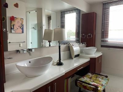 Casa de 4 alcobas en venta en Hacienda San Simon, Bogotá, 440 m² · foto 18 de 20