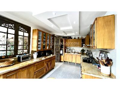 Apartamento de 3 alcobas en venta en Usaquen, Bogotá, 253 m² · foto 9 de 20