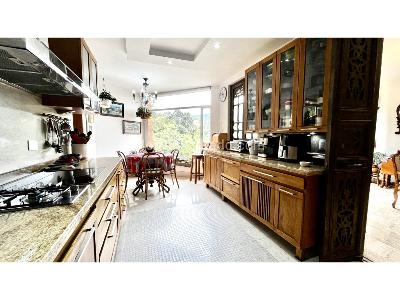 Apartamento de 3 alcobas en venta en Usaquen, Bogotá, 253 m² · foto 19 de 20