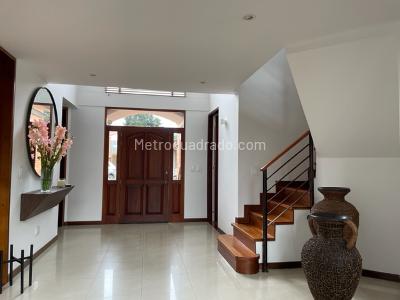 Casa de 4 alcobas en venta en San Sebastian, Bogotá, 290 m² · foto 19 de 20