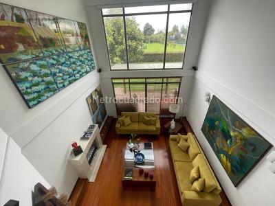Casa de 4 alcobas en venta en San Sebastian, Bogotá, 290 m² · foto 4 de 20
