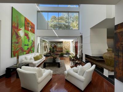 Casa de 3 alcobas en venta en Hacienda San Simon, Bogotá, 530 m² · foto 3 de 20
