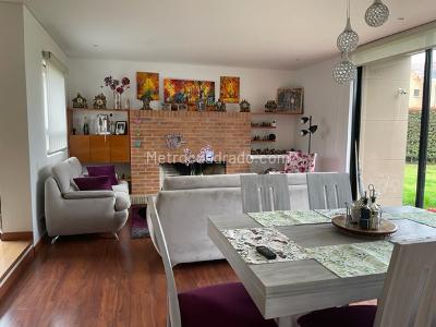 Casa de 3 alcobas en venta en Hacienda Fontanar, Chía, 160 m² · foto 2 de 20