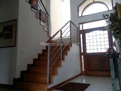 Casa de 4 alcobas en venta en Hacienda San Simon, Bogotá, 260 m² · foto 2 de 20