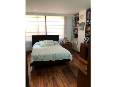 Apartamento de 4 alcobas en venta en La Carolina, Bogotá, 239 m² · foto 11 de 20