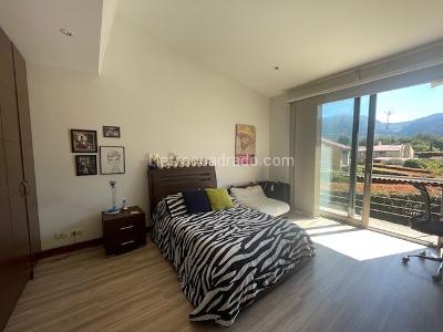 Casa de 4 alcobas en venta en Hacienda San Simon, Bogotá, 330 m² · foto 16 de 20