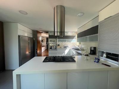 Casa de 4 alcobas en venta en Hacienda San Simon, Bogotá, 330 m² · foto 6 de 20