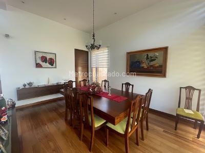Casa de 4 alcobas en venta en Hacienda San Simon, Bogotá, 330 m² · foto 5 de 20