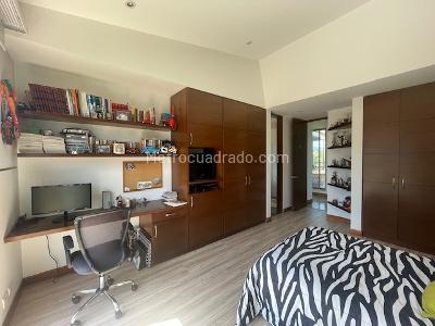 Casa de 4 alcobas en venta en Hacienda San Simon, Bogotá, 330 m² · foto 11 de 20