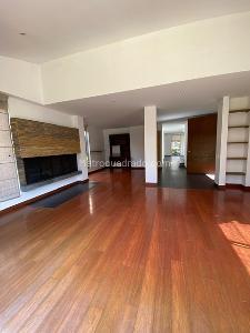 Casa de 4 alcobas en venta en Vereda La Valsa, Chía, 320 m² · foto 2 de 13