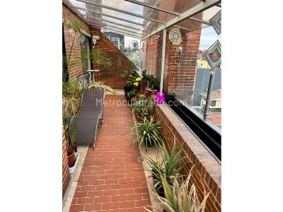 Apartamento de 3 alcobas en venta en San Patricio, Bogotá, 177 m² · foto 9 de 20