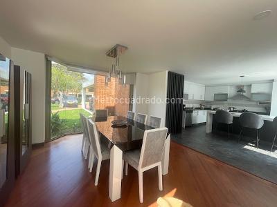 Casa de 3 alcobas en venta en Hacienda San Simon, Bogotá, 295 m² · foto 7 de 20
