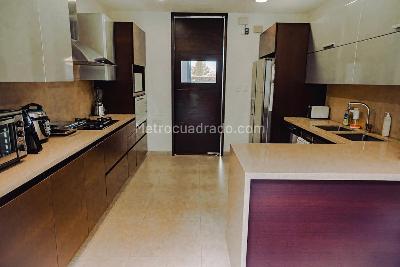 Casa de 4 alcobas en venta en Hacienda San Simon Pl, Bogotá, 380 m² · foto 16 de 20