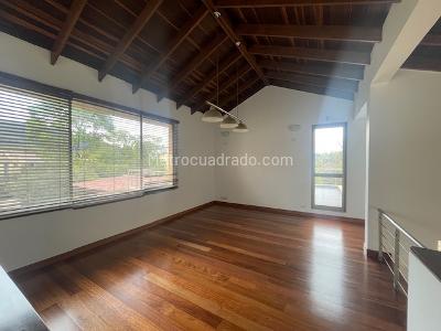 Casa de 4 alcobas en arriendo en Hacienda San Simon, Bogotá, 330 m² · foto 17 de 20