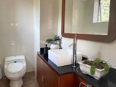Casa de 5 alcobas en venta en Hacienda San Sebastian, Bogotá, 530 m² · foto 6 de 20