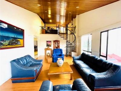 Apartamento de 4 alcobas en venta en San Patricio, Bogotá, 99 m² · foto 2 de 19