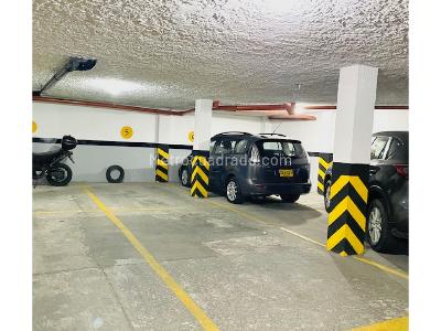Apartamento de 4 alcobas en venta en San Patricio, Bogotá, 99 m² · foto 17 de 19