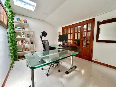Casa de 5 alcobas en venta en El Recreo De Los Frailes, Bogotá, 340 m² · foto 3 de 10