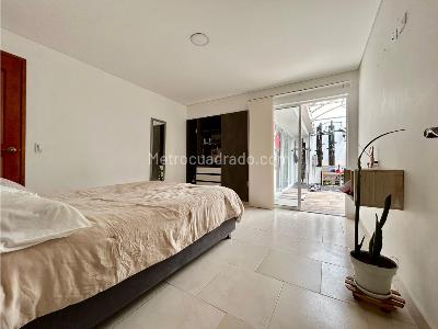 Casa de 5 alcobas en venta en El Recreo De Los Frailes, Bogotá, 340 m² · foto 7 de 10