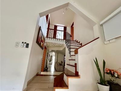 Casa de 5 alcobas en venta en El Recreo De Los Frailes, Bogotá, 340 m² · foto 9 de 10