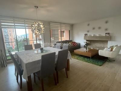 Apartamento de 3 alcobas en venta en Colina Campestre, Bogotá, 139 m² · foto 3 de 20