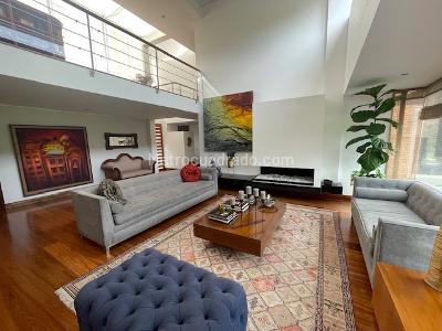 Casa de 4 alcobas en venta en Hacienda San Simon, Bogotá, 360 m² · foto 3 de 20