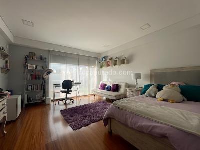 Casa de 4 alcobas en venta en Hacienda San Simon, Bogotá, 360 m² · foto 8 de 20
