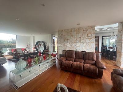 Casa de 4 alcobas en venta en Hacienda San Simon, Bogotá, 470 m² · foto 2 de 20