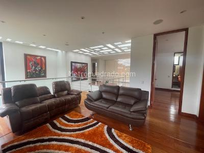 Casa de 4 alcobas en venta en Hacienda San Simon, Bogotá, 470 m² · foto 10 de 20