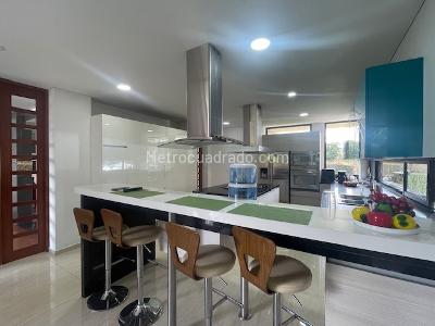 Casa de 4 alcobas en venta en Hacienda San Simon, Bogotá, 470 m² · foto 5 de 20