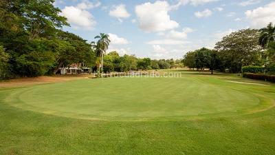 Casa de 4 alcobas en venta en Ricaurte, Girardot, 361 m² · foto 13 de 20