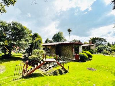 Casa de 4 alcobas en venta en Torremolinos, Bogotá · foto 17 de 20