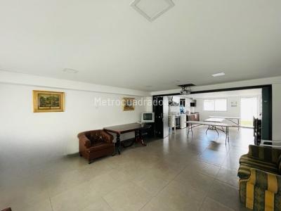 Casa de 5 alcobas en venta en Pontevedra San Luis De Potosi, Bogotá, 458 m² · foto 14 de 19