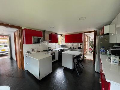 Casa de 4 alcobas en venta en Hacienda San Simon, Bogotá, 285 m² · foto 8 de 20