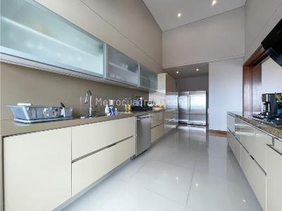 Apartamento de 4 alcobas en venta en Usaquen, Bogotá, 415 m² · foto 6 de 20