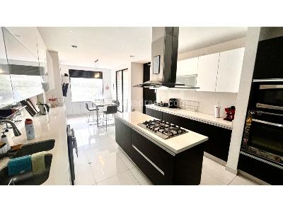 Apartamento de 4 alcobas en venta en Colina Campestre, Bogotá, 286 m² · foto 10 de 16