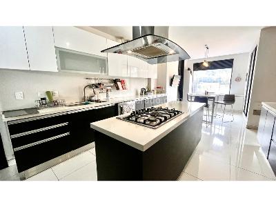 Apartamento de 4 alcobas en venta en Colina Campestre, Bogotá, 286 m² · foto 14 de 16