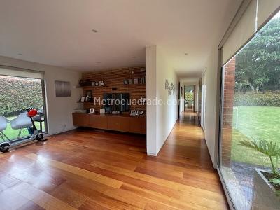 Casa de 3 alcobas en venta en Hacienda San Simon, Bogotá, 315 m² · foto 3 de 20