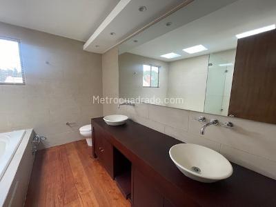 Casa de 3 alcobas en venta en Hacienda San Sebastian, Bogotá, 430 m² · foto 7 de 20