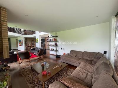 Casa de 4 alcobas en venta en Hacienda San Simon, Bogotá, 390 m² · foto 2 de 20