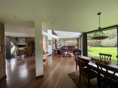 Casa de 4 alcobas en venta en Hacienda San Simon, Bogotá, 390 m² · foto 4 de 20