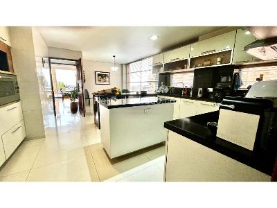 Apartamento en venta en Los Rosales, Bogotá · foto 8 de 20