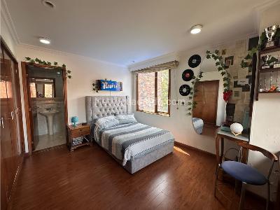 Casa de 4 alcobas en venta en San Jose De Bavaria, Bogotá, 377 m² · foto 14 de 20