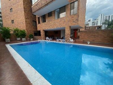 Apartamento de 3 alcobas en venta en Altos De Santa Teresita, Cali, 321 m² · foto 12 de 15