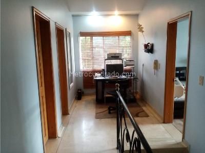 Casa de 5 alcobas en venta en Circasia, Armenia, 265 m² · foto 12 de 20